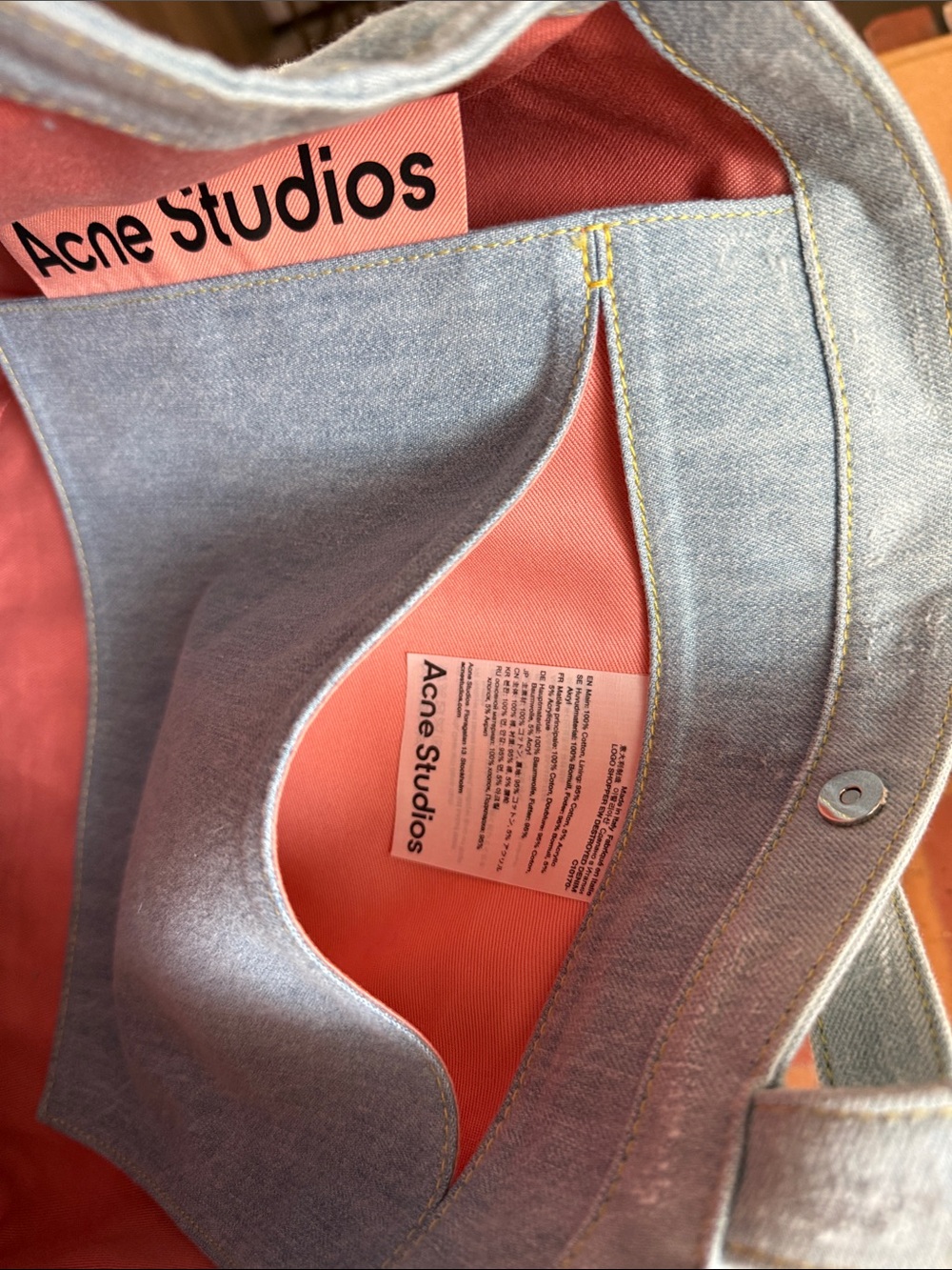 Acne Studios Metallic Silver Tote Bag - Picture 2 of 4